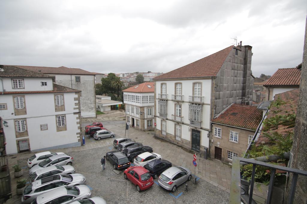 Albergue O Fogar De Teodomiro 圣地亚哥－德孔波斯特拉 外观 照片